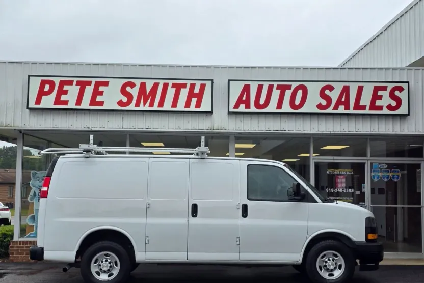 2020 Chevrolet Express 2500 Cargo photo 1