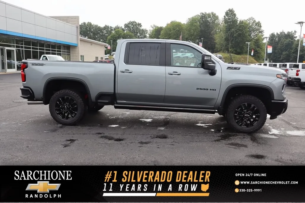 2025 Chevrolet Silverado 2500HD LTZ photo 1