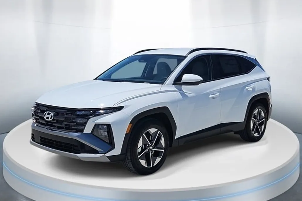 2025 Hyundai Tucson SEL photo 1