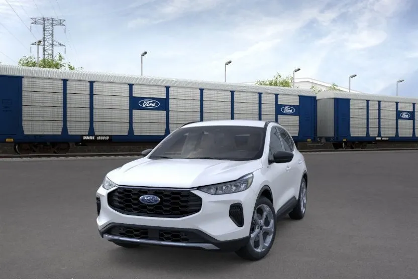 2026 Ford Escape ST-Line photo 1