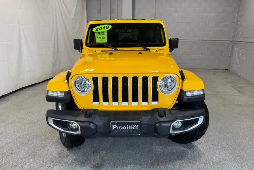 2019 Jeep Wrangler Unlimited Sahara photo 1