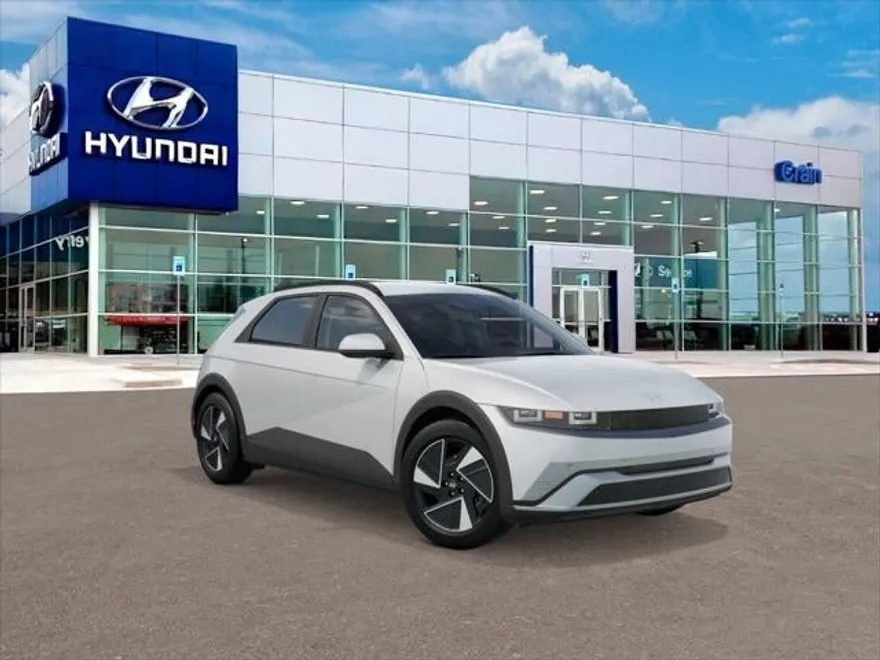 2025 Hyundai Ioniq 5 SEL photo 1