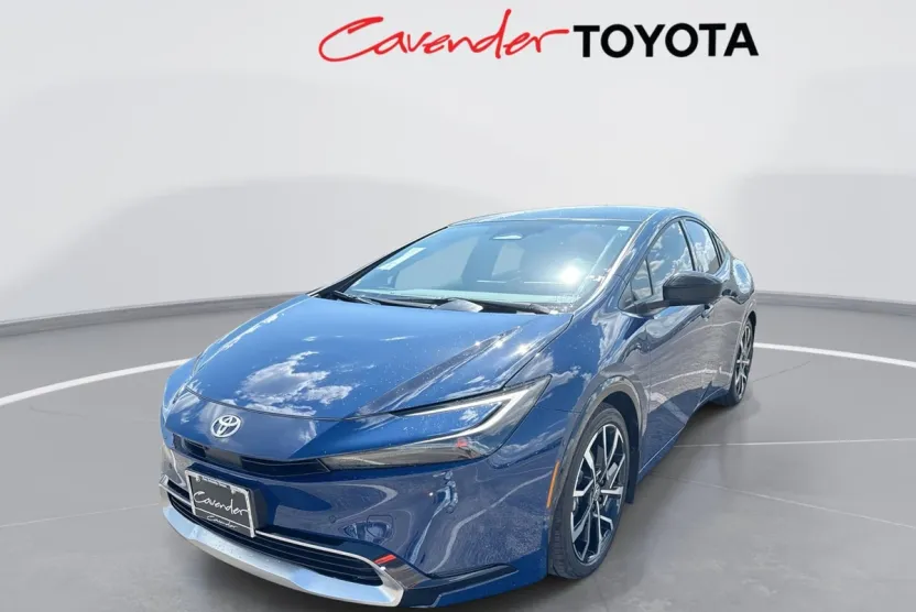 2025 Toyota Prius Prime photo 1