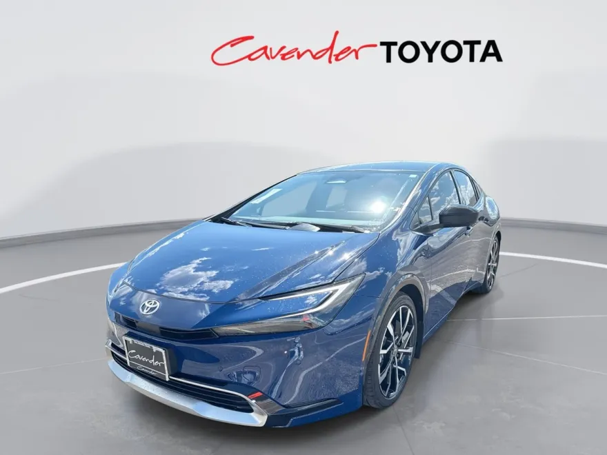 2025 Toyota Prius Prime photo 1