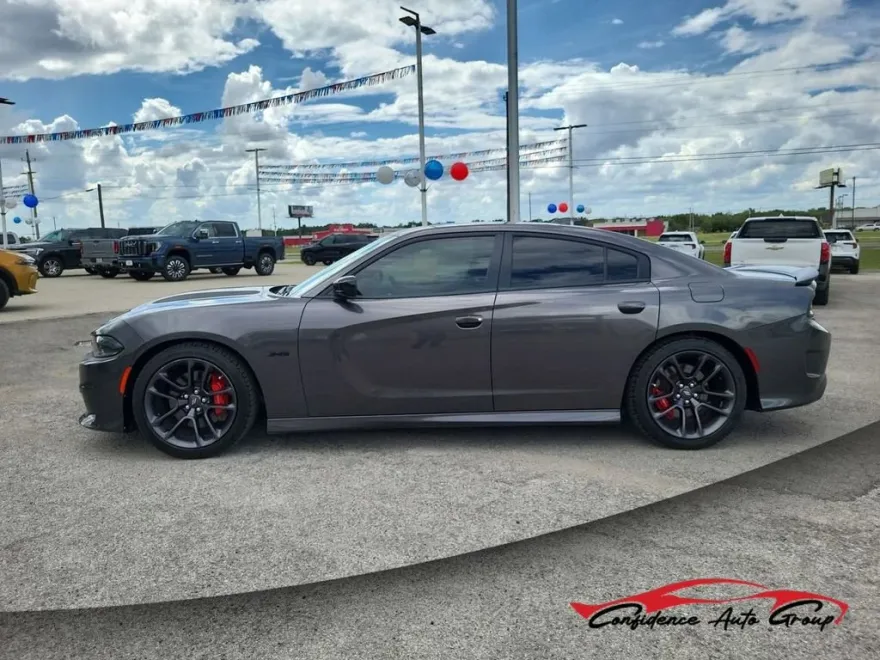 2023 Dodge Charger R/T photo 1