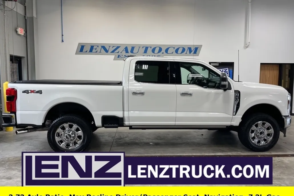 2025 Ford F-250 Lariat photo 1
