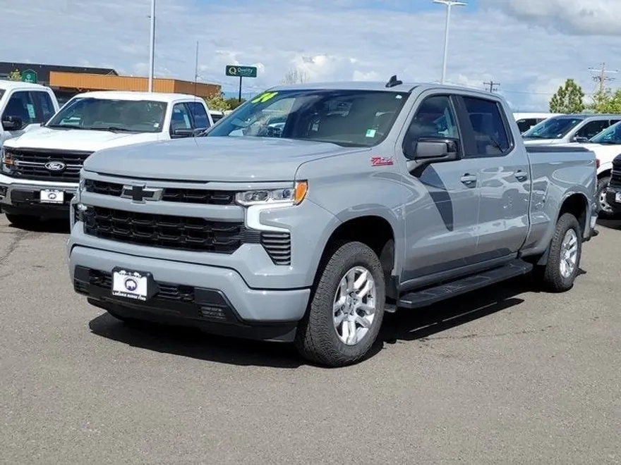 2024 Chevrolet Silverado 1500 RST photo 1