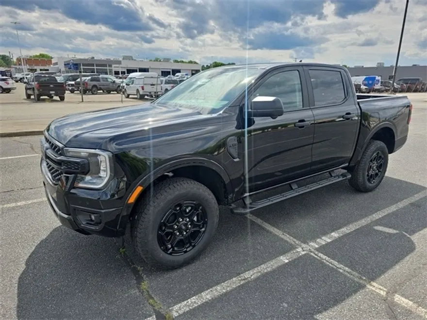 2025 Ford Ranger XLT photo 1