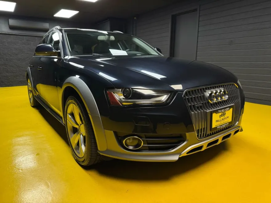 2013 Audi A4 Allroad Quattro Premium Plus photo 1