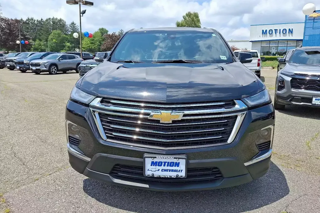 2023 Chevrolet Traverse Cloth photo 1