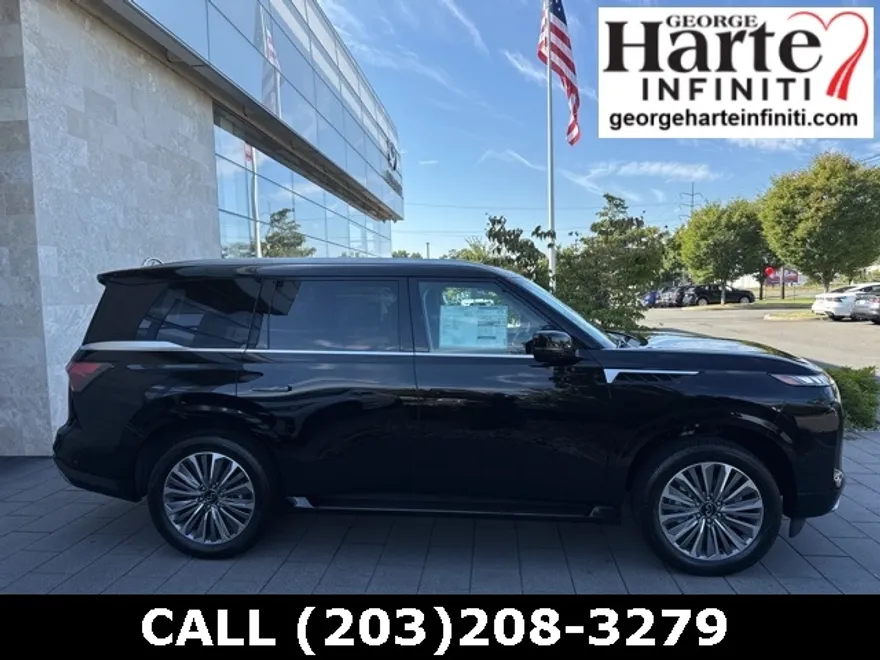 2026 Infiniti QX80 Luxe photo 1