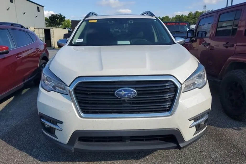 2022 Subaru Ascent Touring photo 1