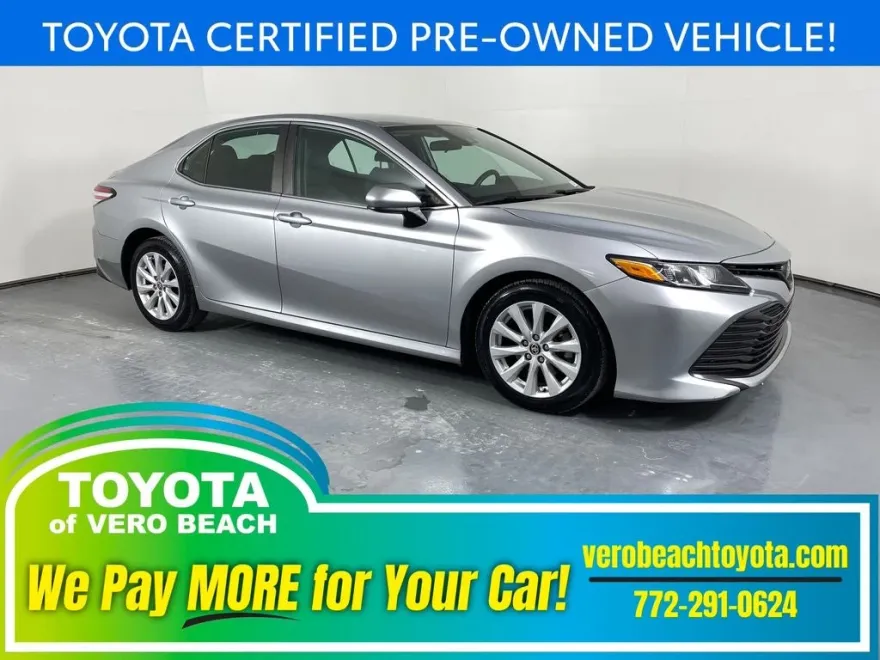 2020 Toyota Camry LE photo 1