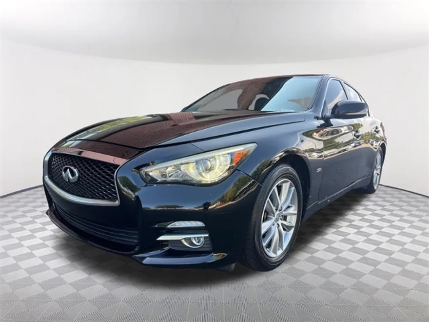 2017 Infiniti Q50 3.0t Premium photo 1