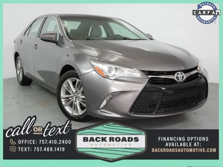 2015 Toyota Camry XLE photo 1