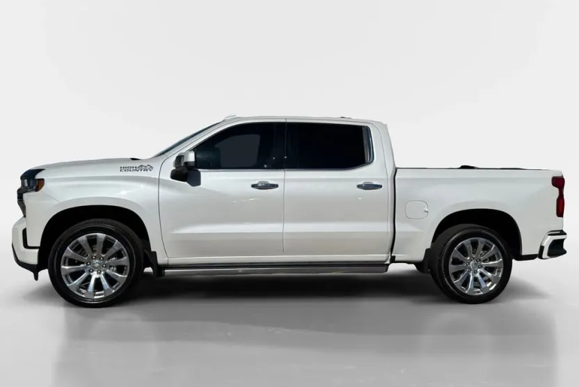2022 Chevrolet Silverado 1500 High Country photo 1
