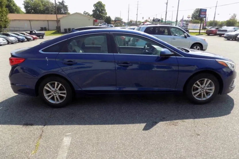 2017 Hyundai Sonata SE Eco photo 1