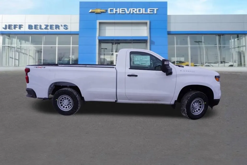 2025 Chevrolet Silverado 1500 LT photo 1