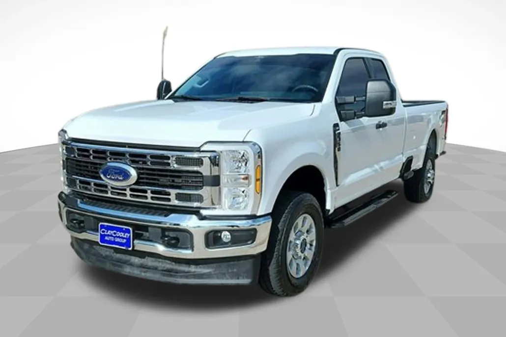 2025 Ford F-350 XLT photo 1