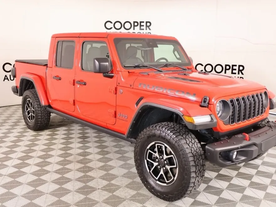 2024 Jeep Gladiator Rubicon photo 1