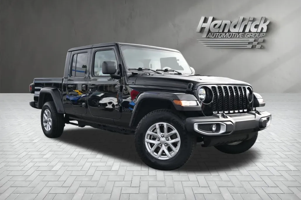 2023 Jeep Gladiator Sport S photo 1