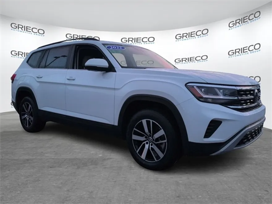 2022 Volkswagen Atlas SE photo 1