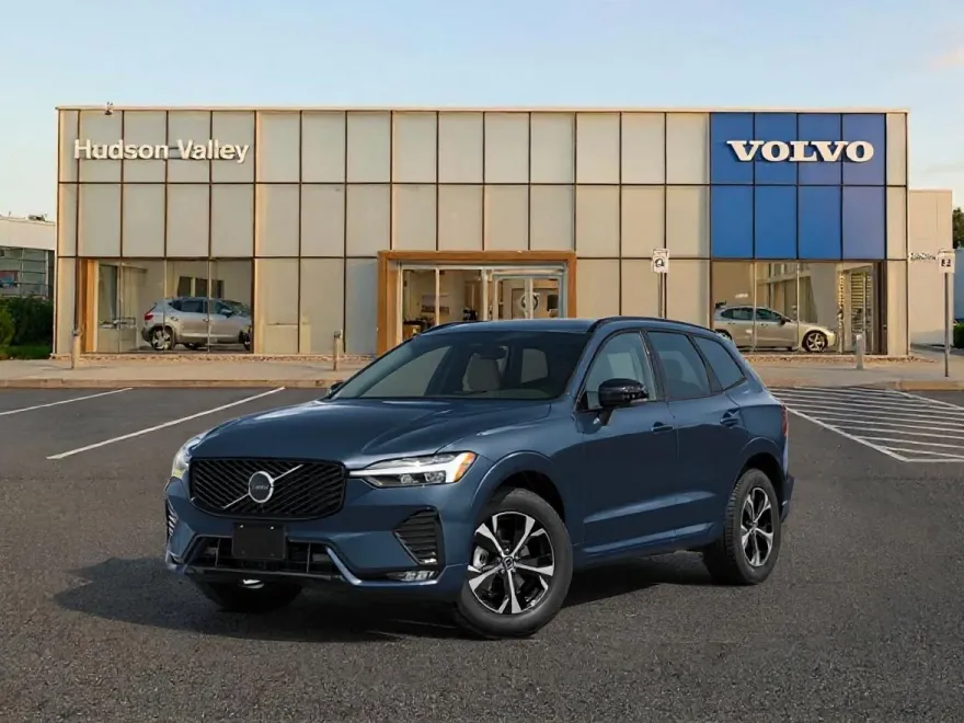 2026 Volvo XC60 B5 Plus photo 1