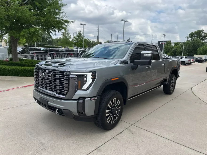 2024 Gmc Sierra 2500 HD Denali Ultimate photo 1