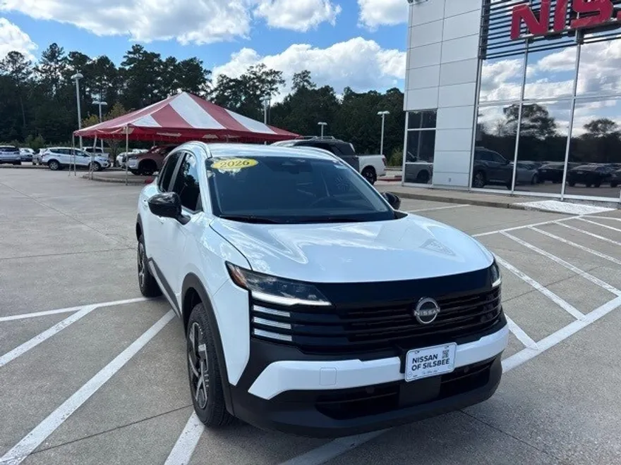 2026 Nissan Kicks SV photo 1