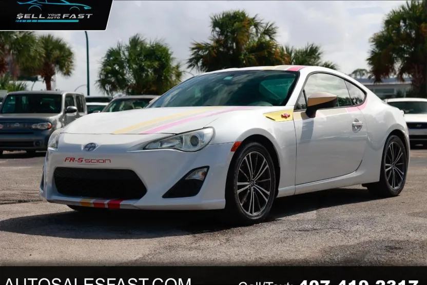 2013 Scion FR-S photo 1
