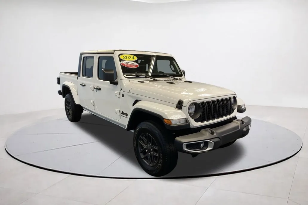 2024 Jeep Gladiator Sport S photo 1
