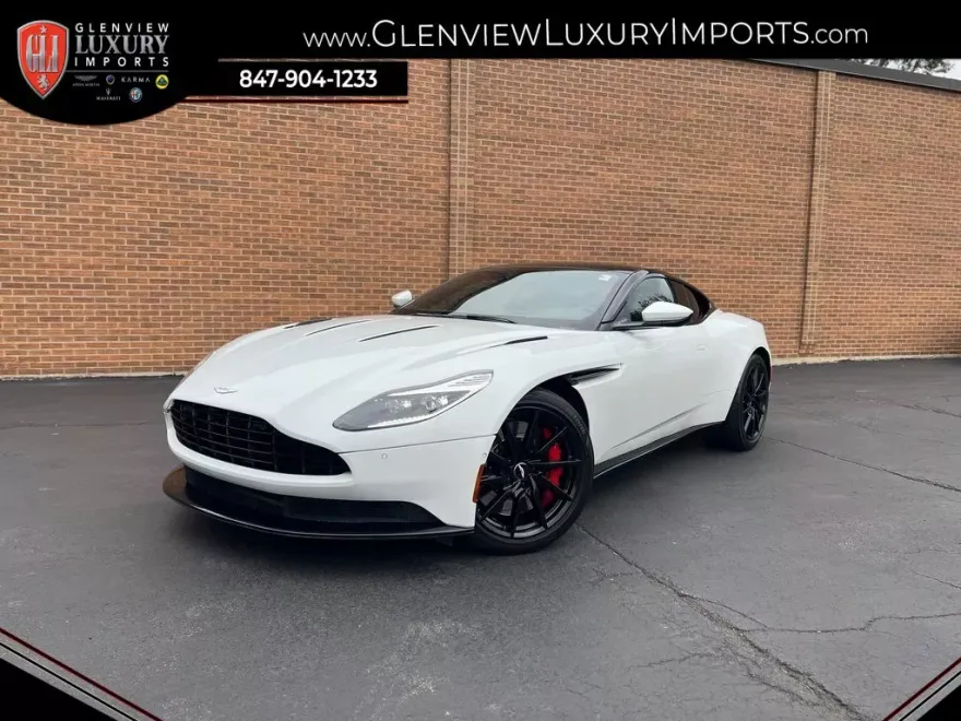 2018 Aston Martin DB11 photo 1