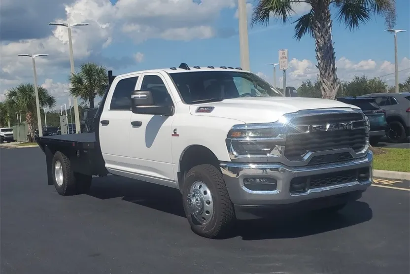 2025 Ram 3500 Tradesman photo 1