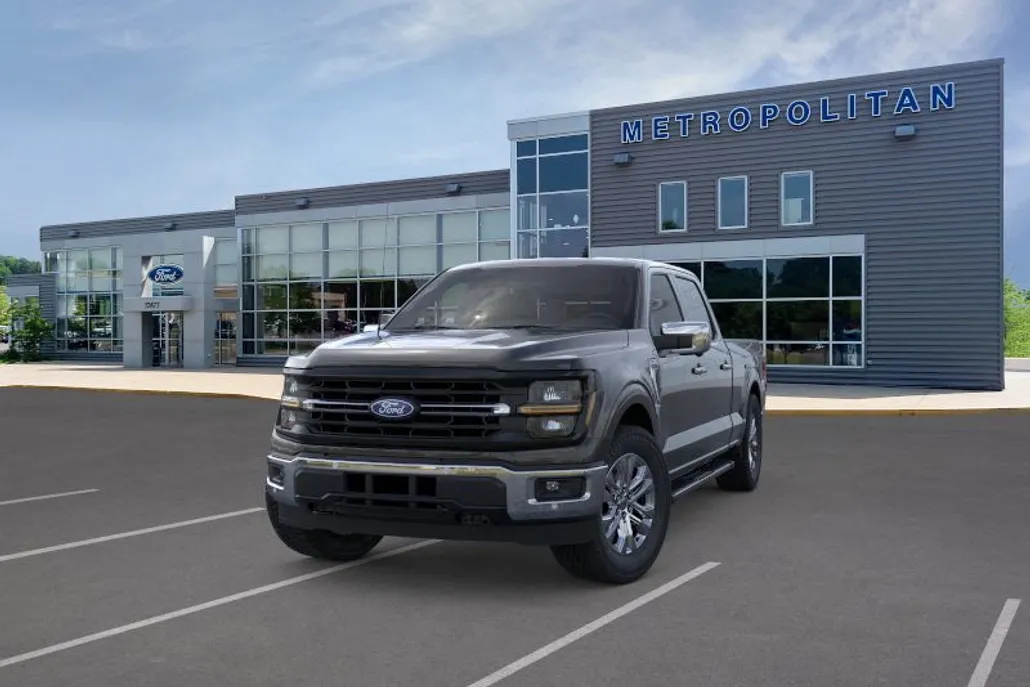 2025 Ford F-150 XLT photo 1