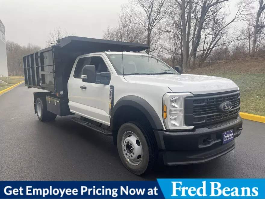 2024 Ford F-450 XL photo 1