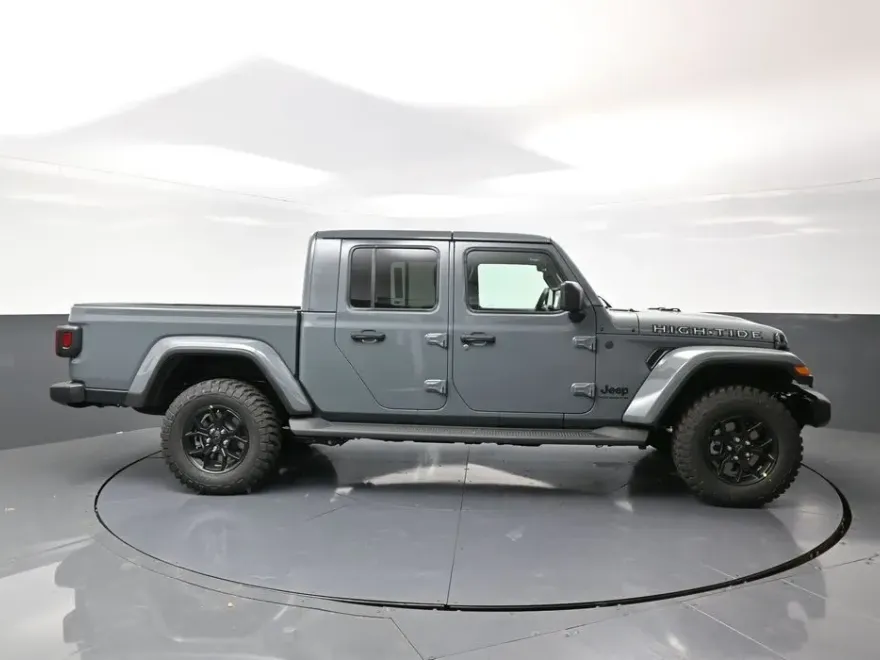 2025 Jeep Gladiator Sport photo 1