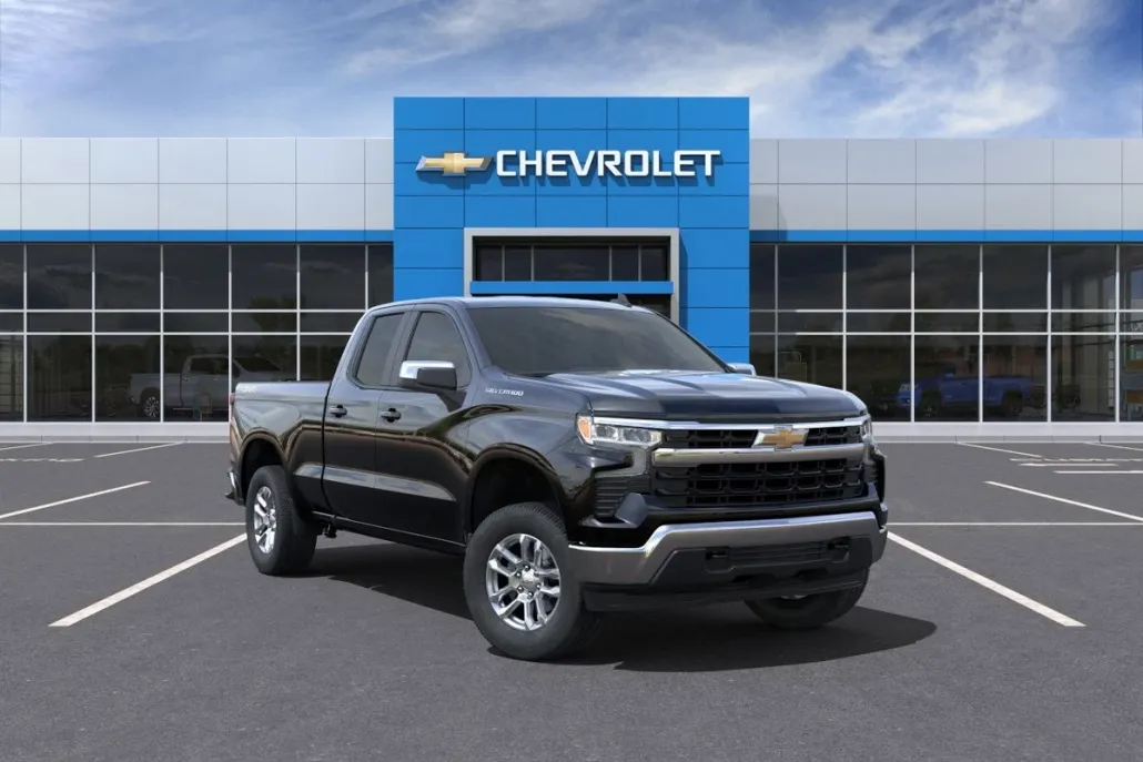 2025 Chevrolet Silverado 1500 LT photo 1