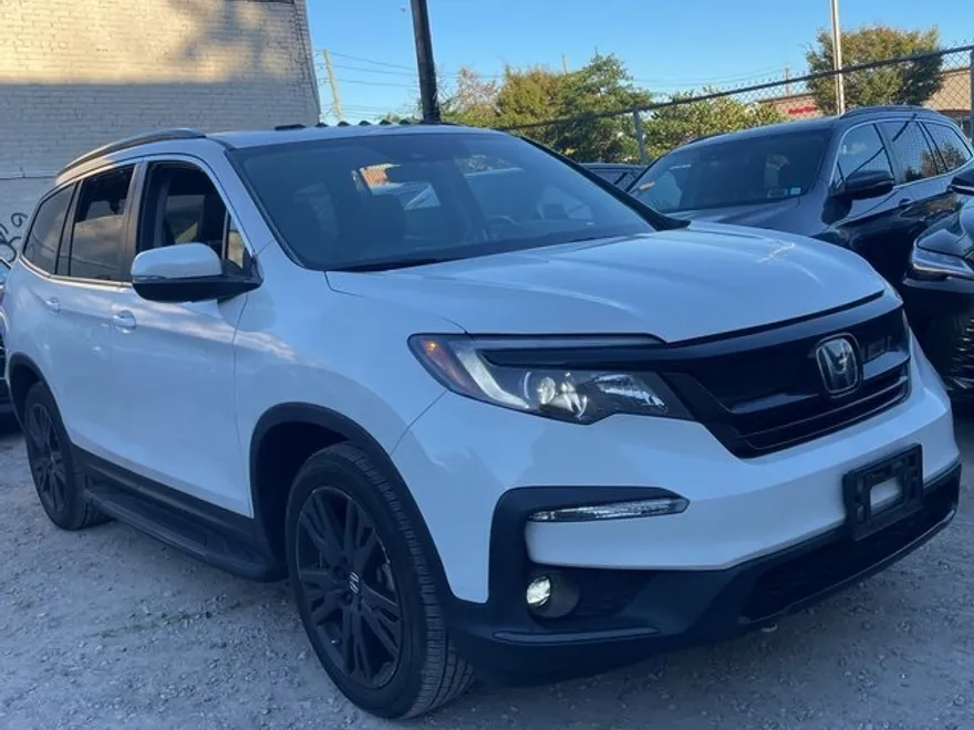 2022 Honda Pilot Special Edition photo 1