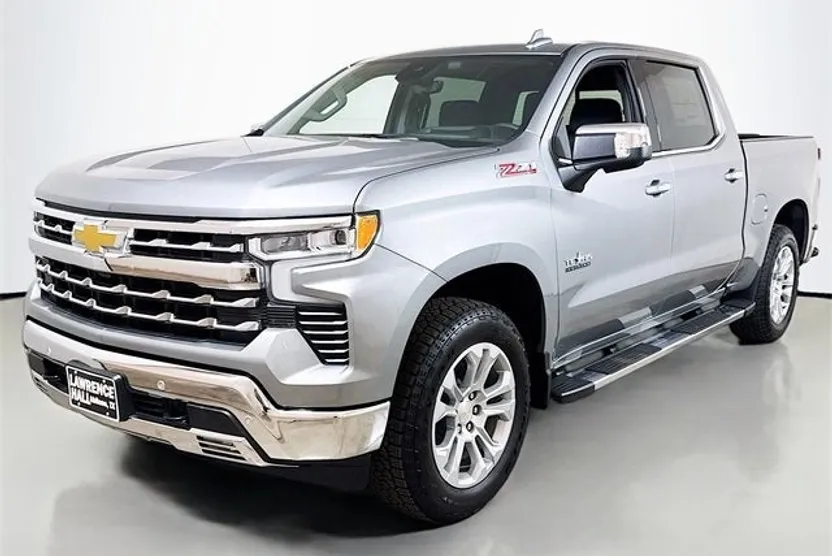 2025 Chevrolet Silverado 1500 LTZ photo 1