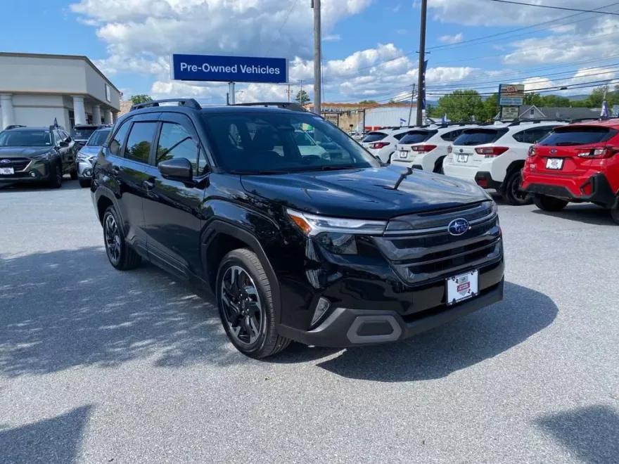 2025 Subaru Forester Limited photo 1