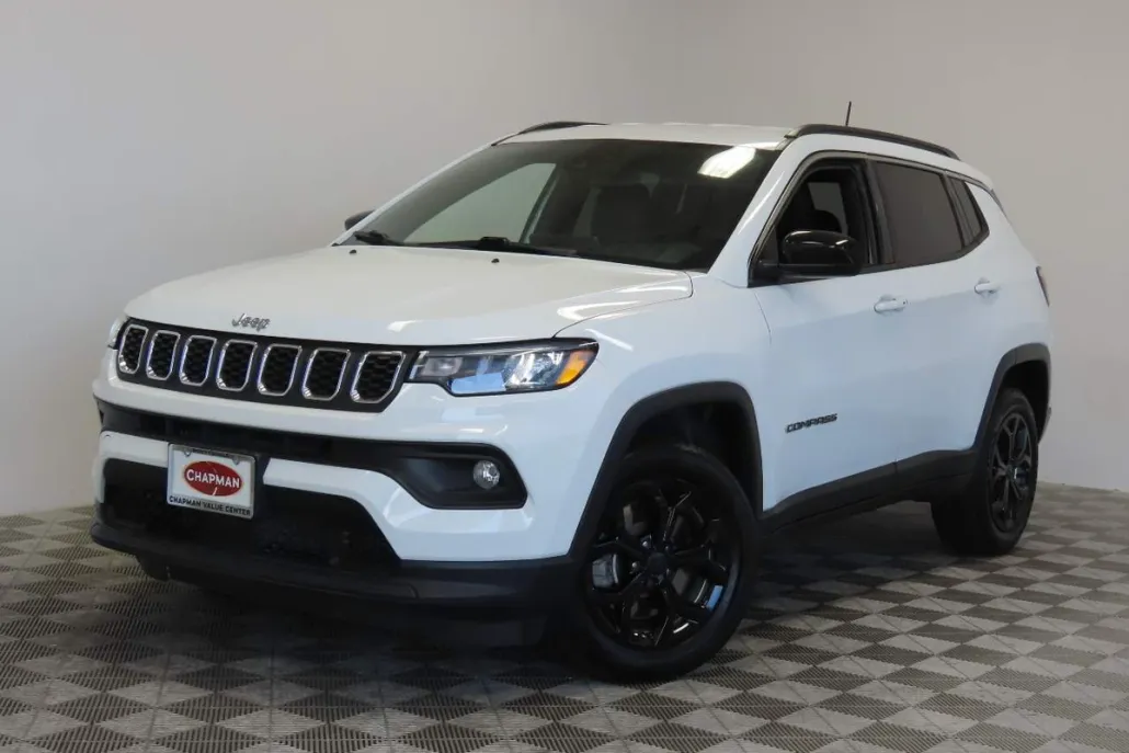 2024 Jeep Compass Latitude photo 1