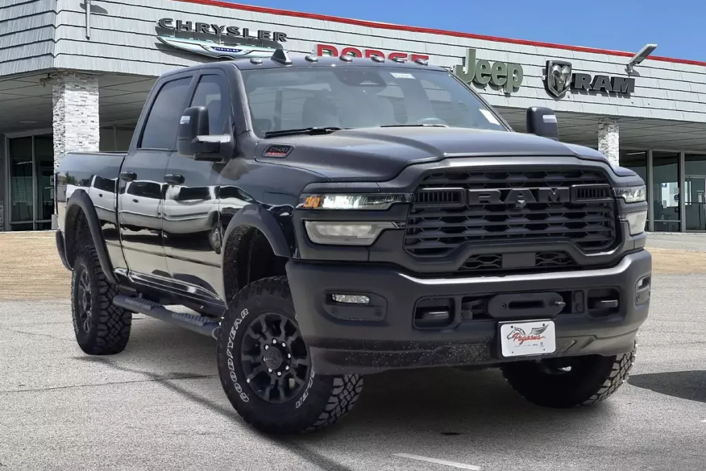 2025 Ram 2500 Tradesman photo 1