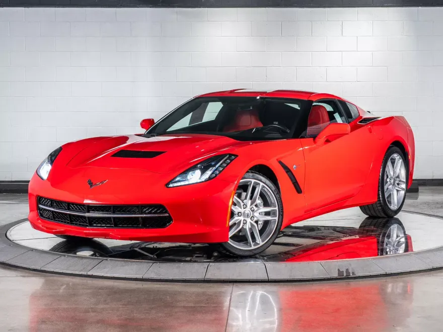 2018 Chevrolet Corvette Stingray 1LT photo 1