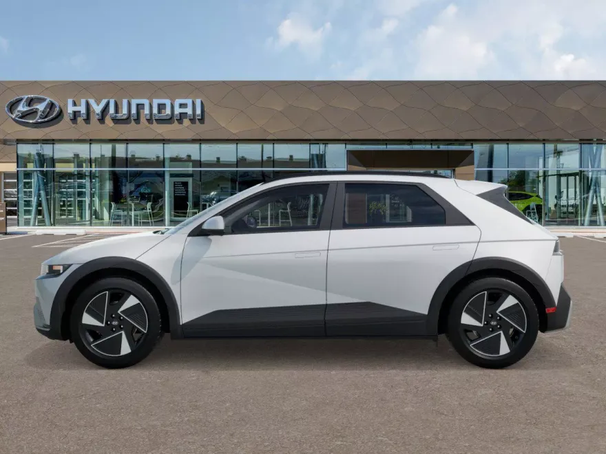 2025 Hyundai Ioniq 5 SEL photo 1