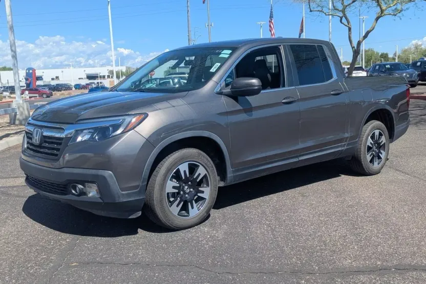2020 Honda Ridgeline RTL photo 1