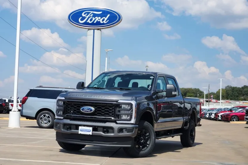 2026 Ford F-250 XL photo 1