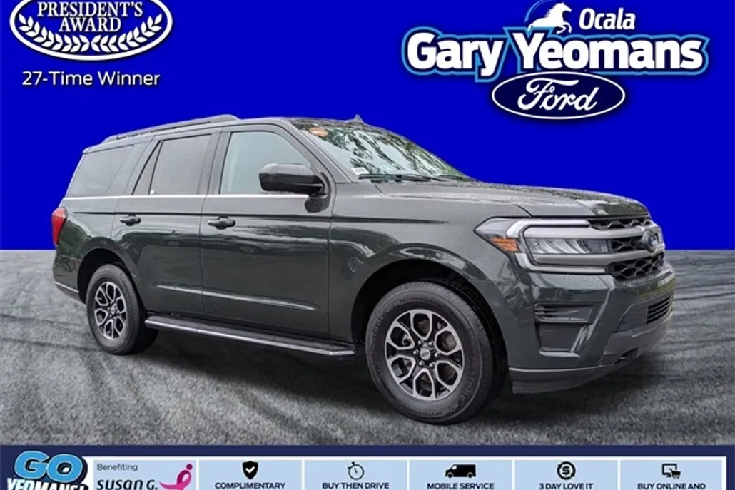 2023 Ford Expedition XLT photo 1