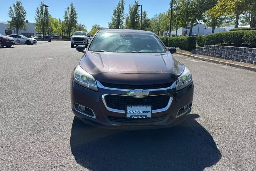 2015 Chevrolet Malibu LTZ photo 1
