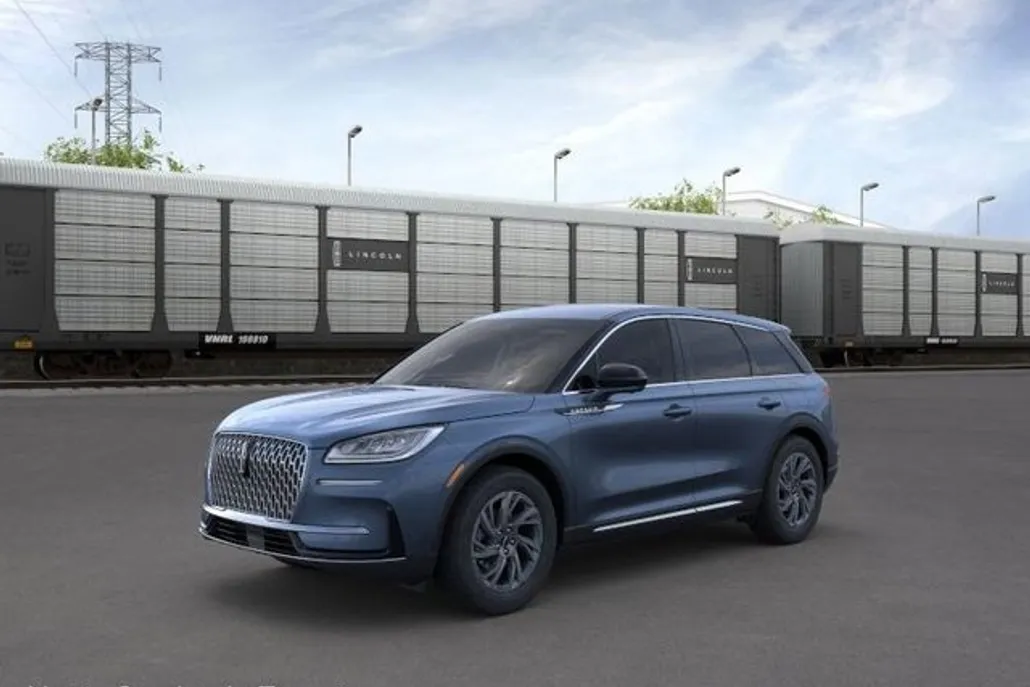 2025 Lincoln Corsair Premiere photo 1