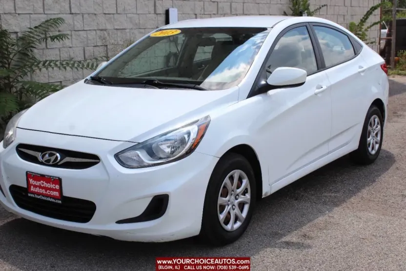 2013 Hyundai Accent GLS photo 1